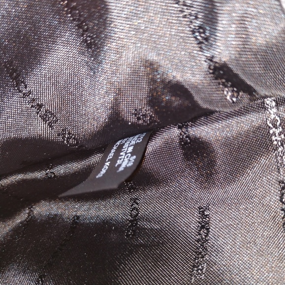 New🌺FREE🛍️BEAUTIFUL MICHAEL KORS TOTE. - Picture 4 of 8